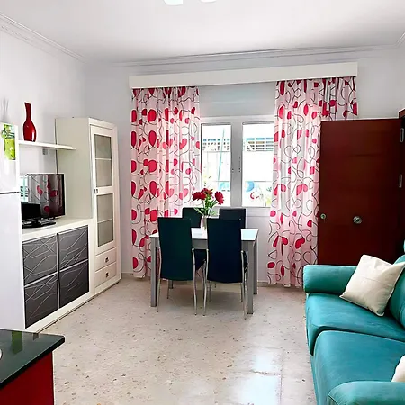 Con Aire Acondicionado Y Wifi A Pasos De La Playa * Кониль-де-ла-Фронтера