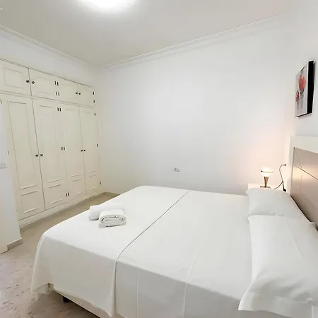 Con Aire Acondicionado Y Wifi A Pasos De La Playa Apartman