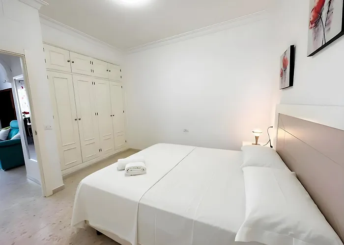 Con Aire Acondicionado Y Wifi A Pasos De La Playa Apartman