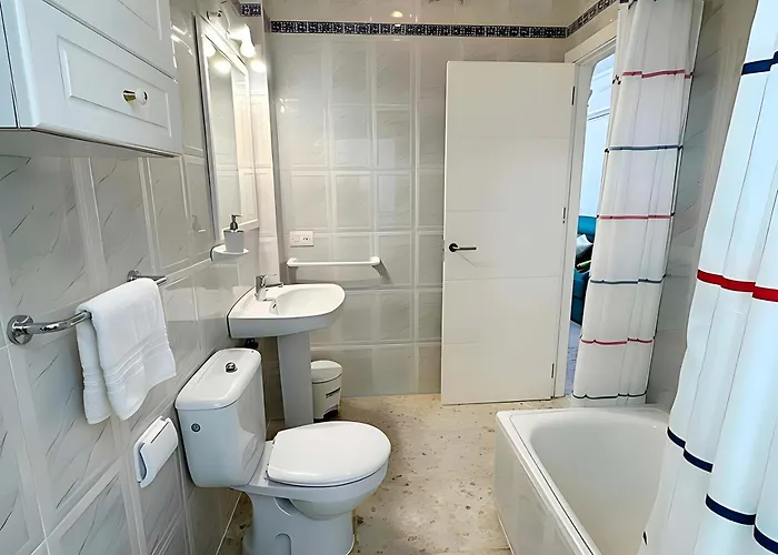 Apartman Con Aire Acondicionado Y Wifi A Pasos De La Playa *